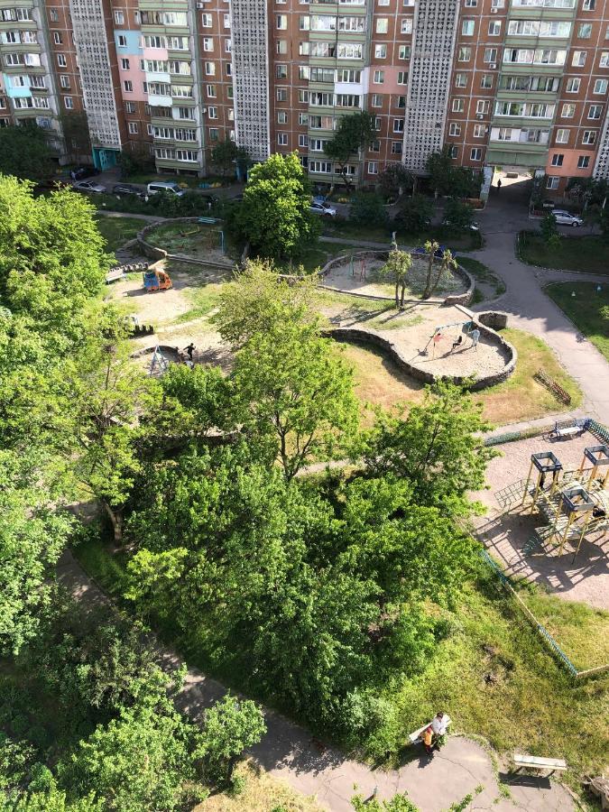 Новая Красивая Квартира. Cherkasy Bagian luar foto