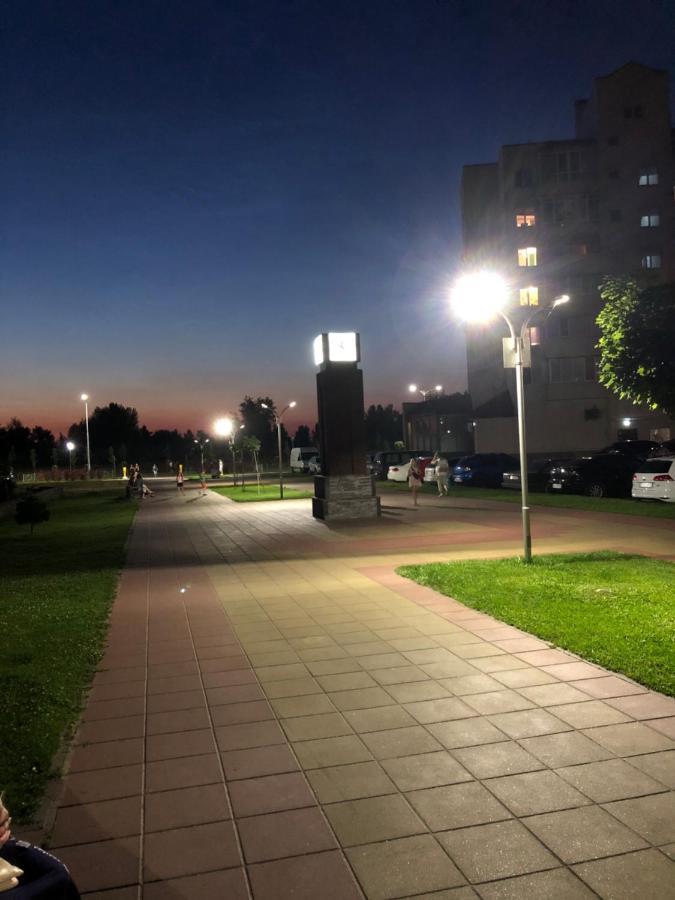 Новая Красивая Квартира. Cherkasy Bagian luar foto